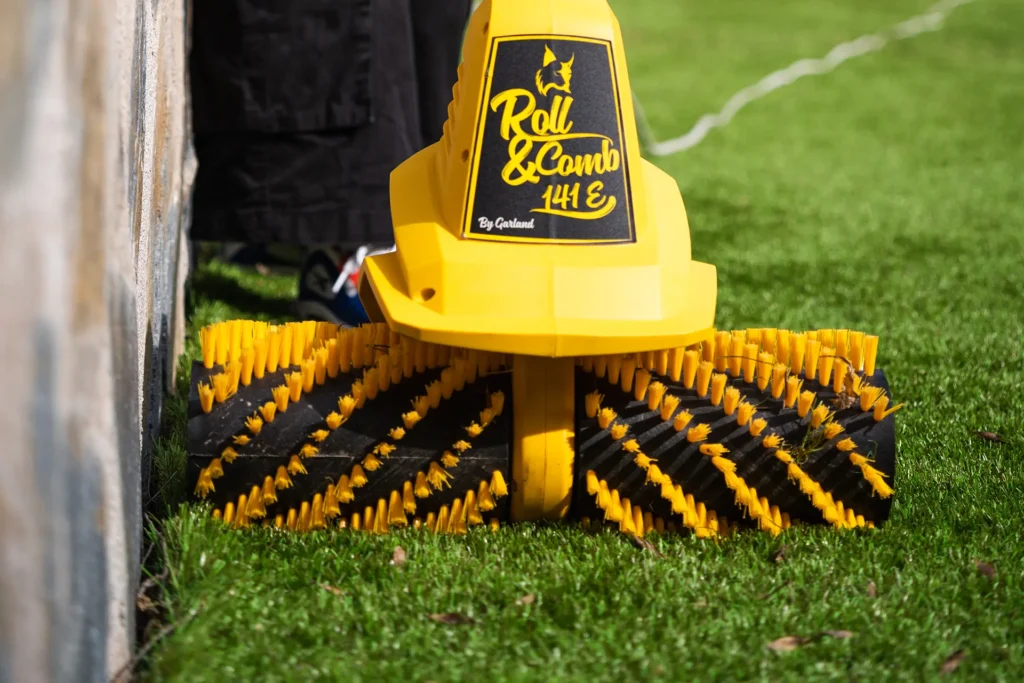 detalle del cepillo patentado de Roll&Comb